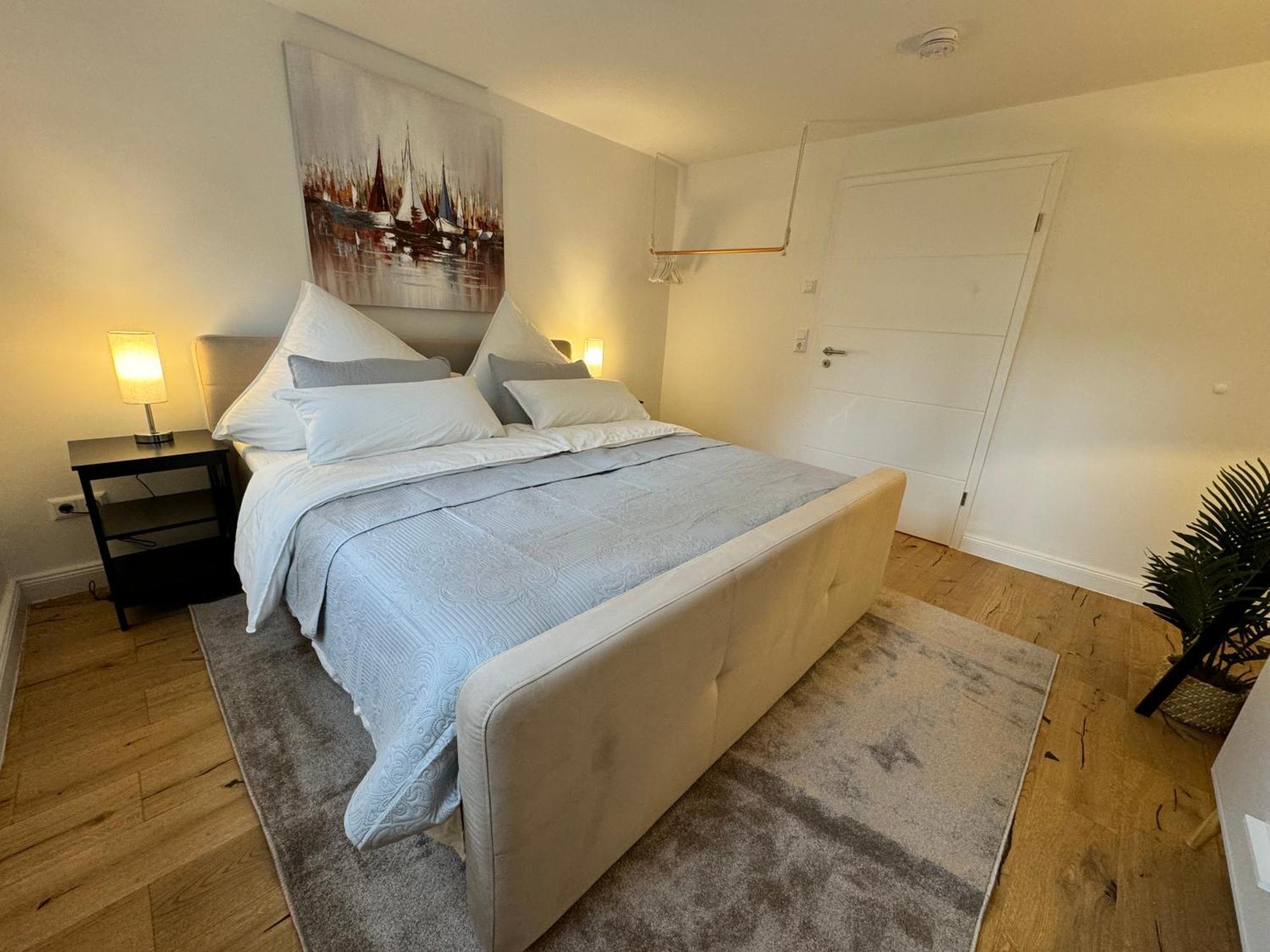 Stadtoase: Exklusive Apartments Fuer Ruhe Und Entspannung BRE Exteriör bild